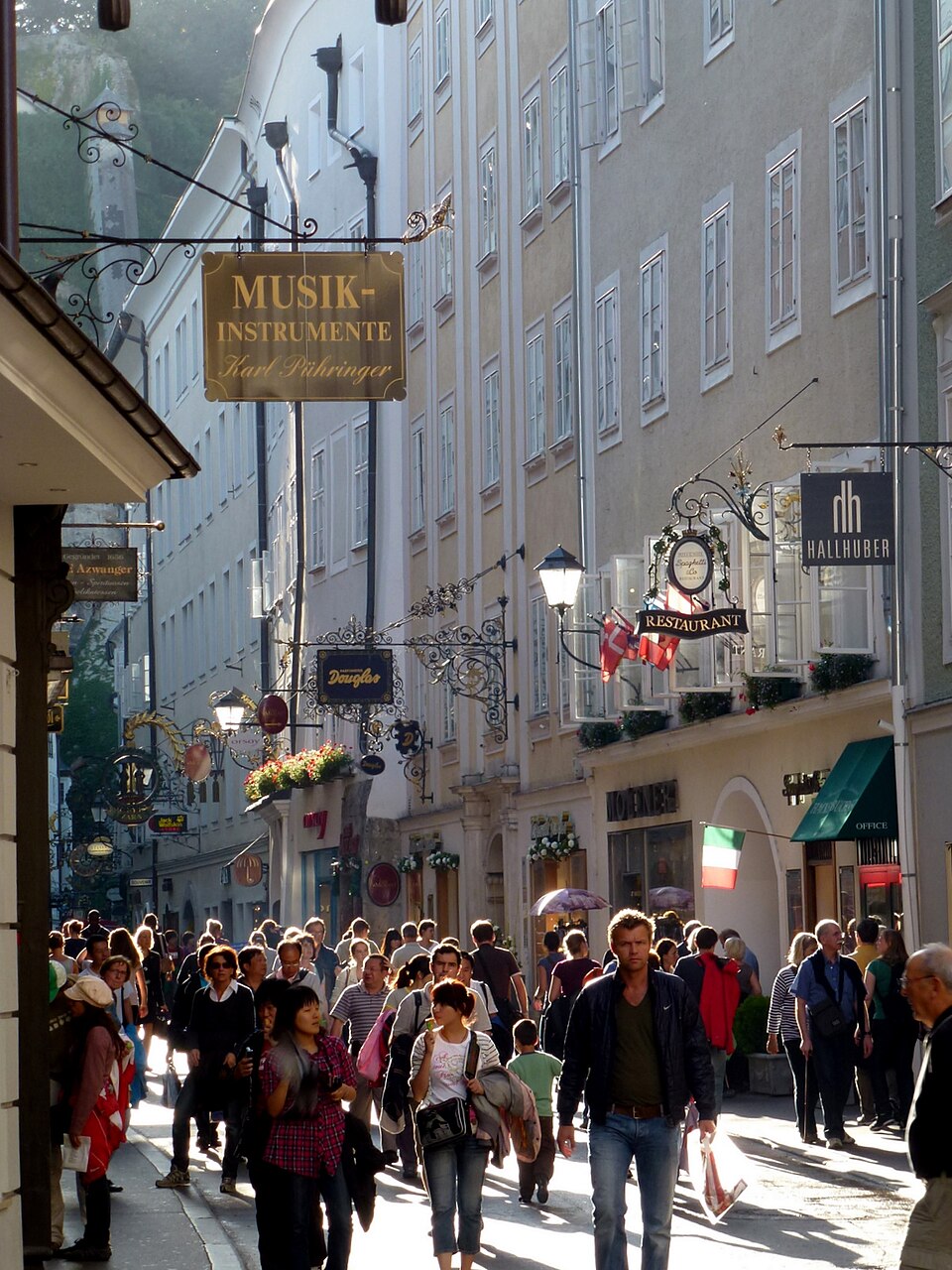 Getreidegasse (Salzburg)