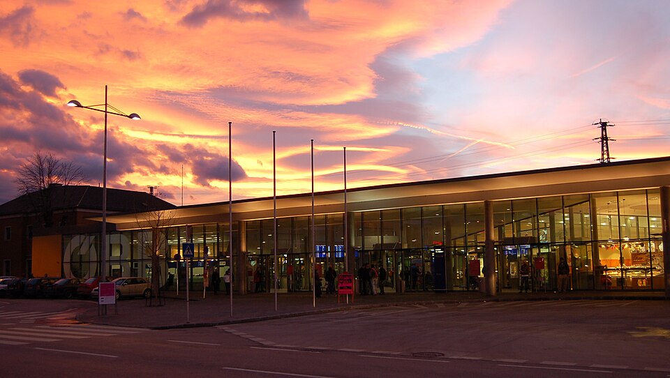 Estación central de Wiener Neustadt
