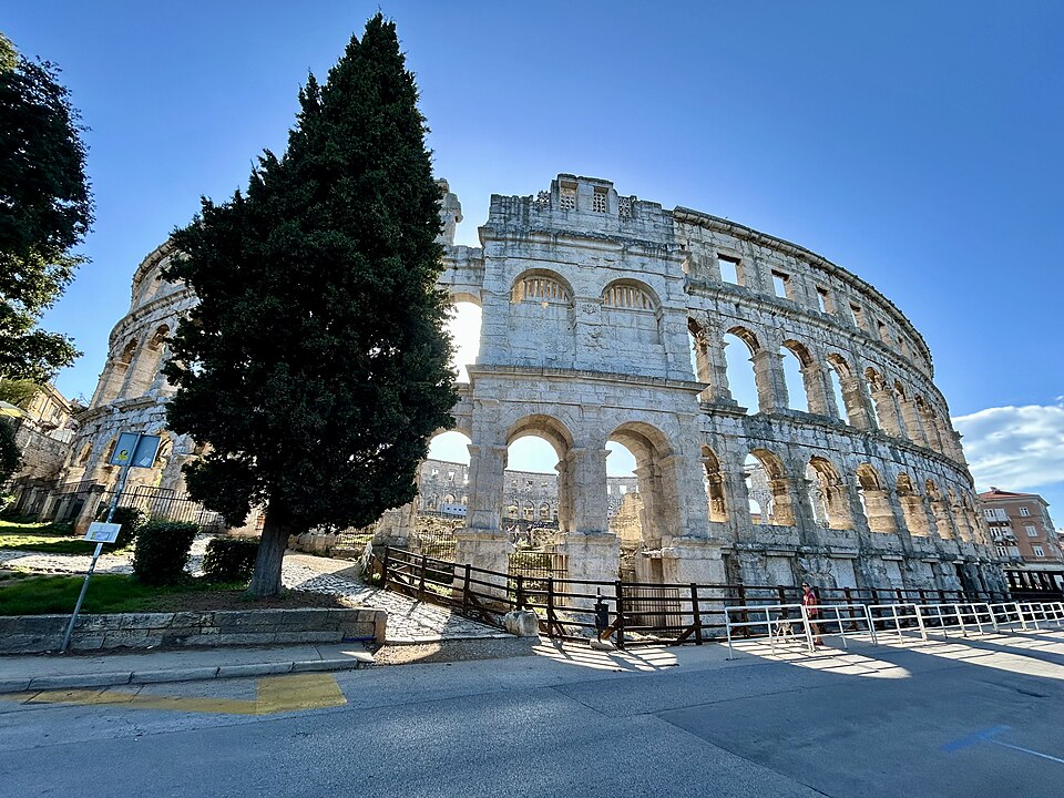 Arena de Pula