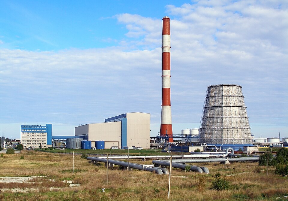 Central eléctrica de Iru