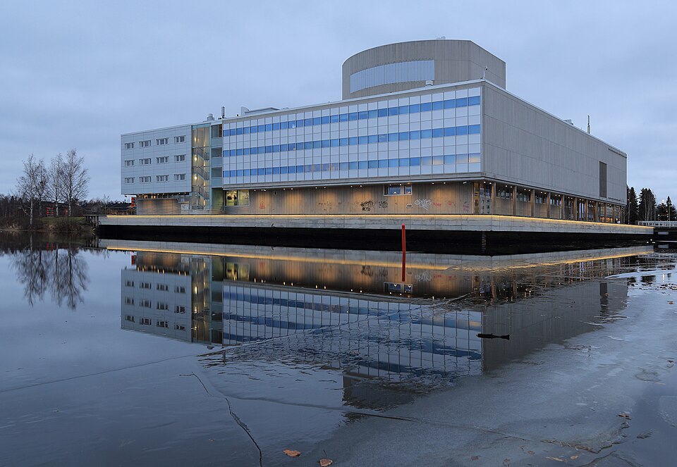 Teatro de la Ciudad de Oulu