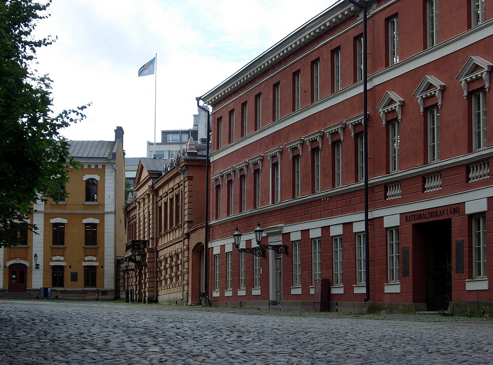 Antigua Gran Plaza