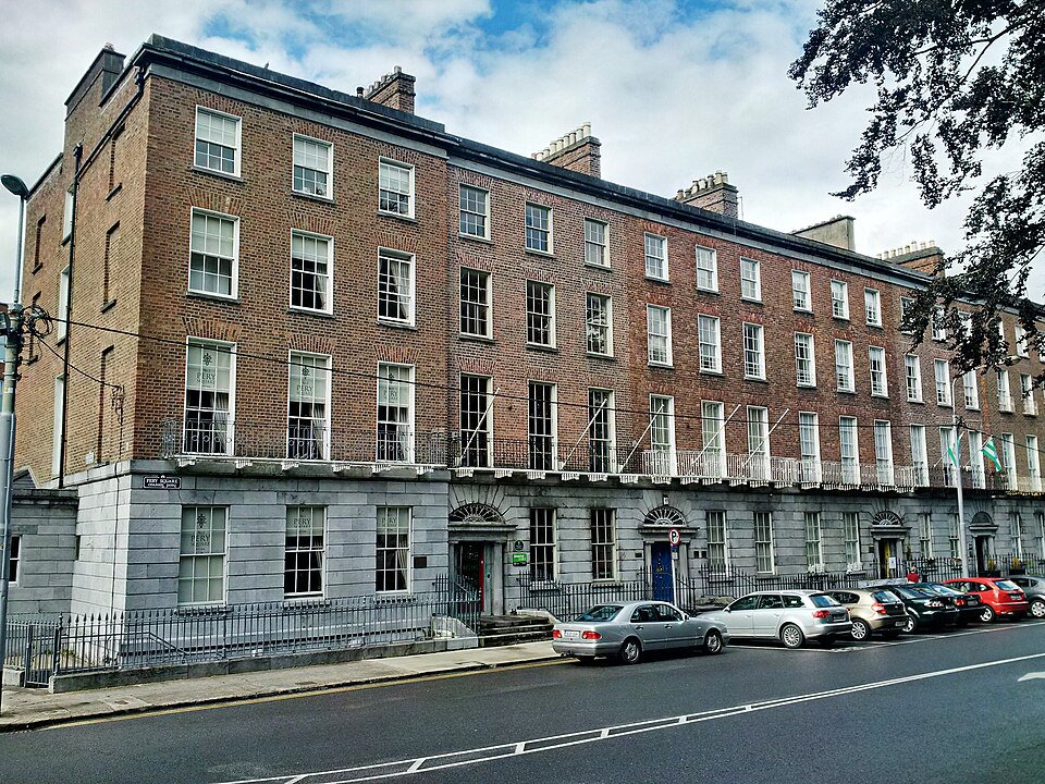 Pery Square