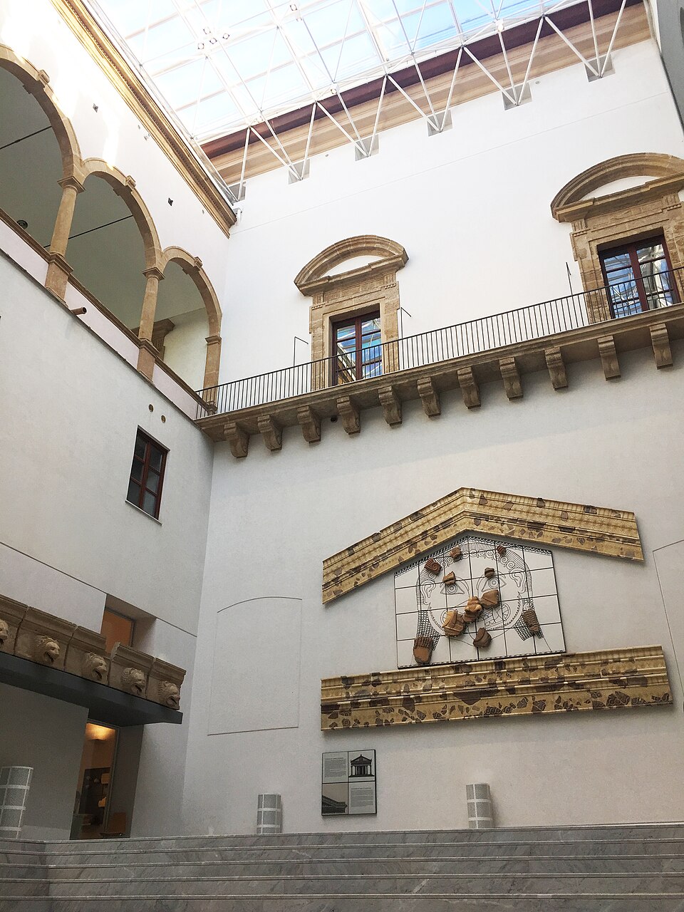 Museo Arqueológico Regional Antonino Salinas