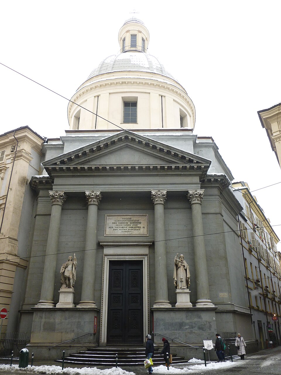 Basílica de los Santos Mauricio y Lázaro