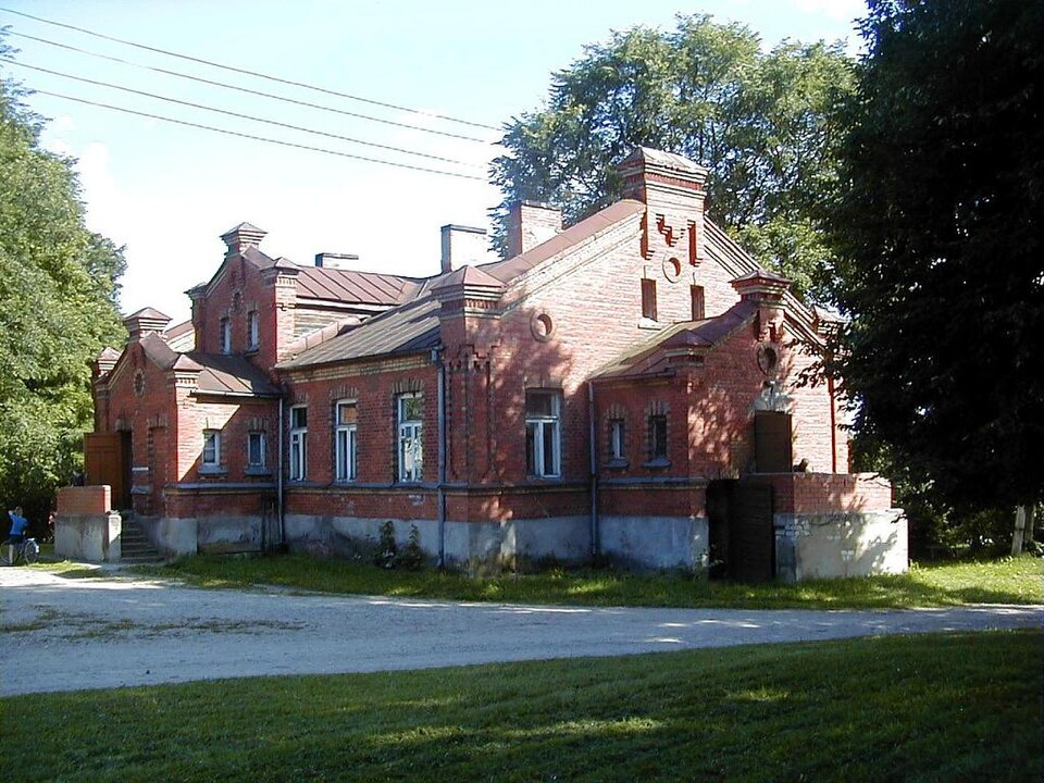 Adamova Manor