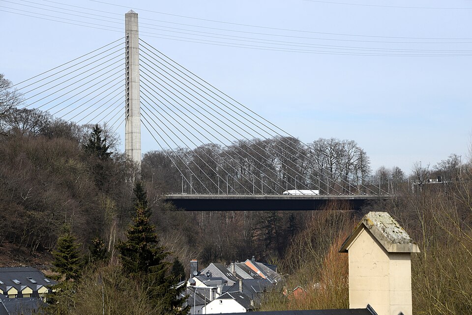Puente Victor Bodson