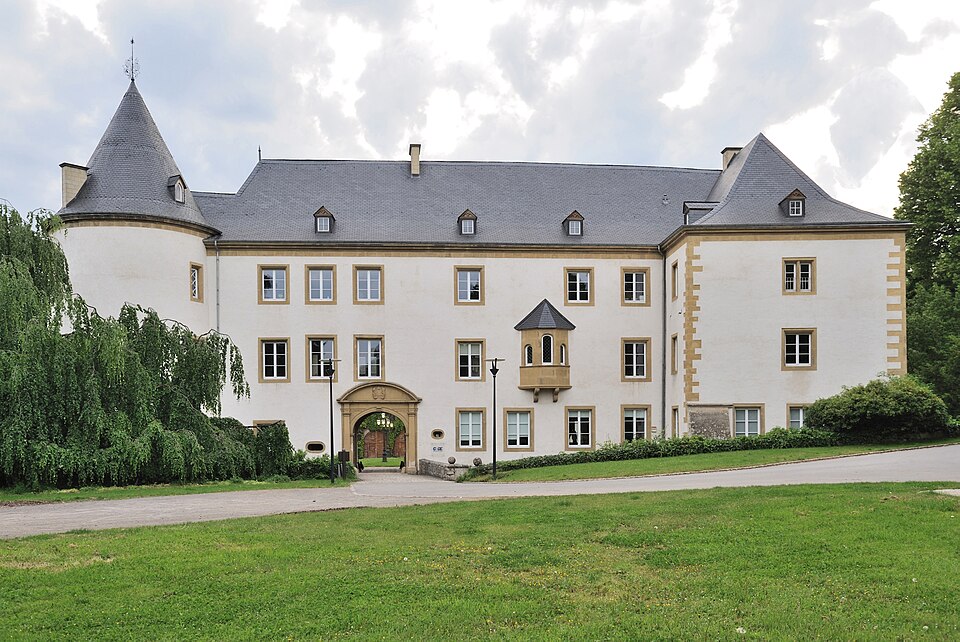 Castillo de Sanem