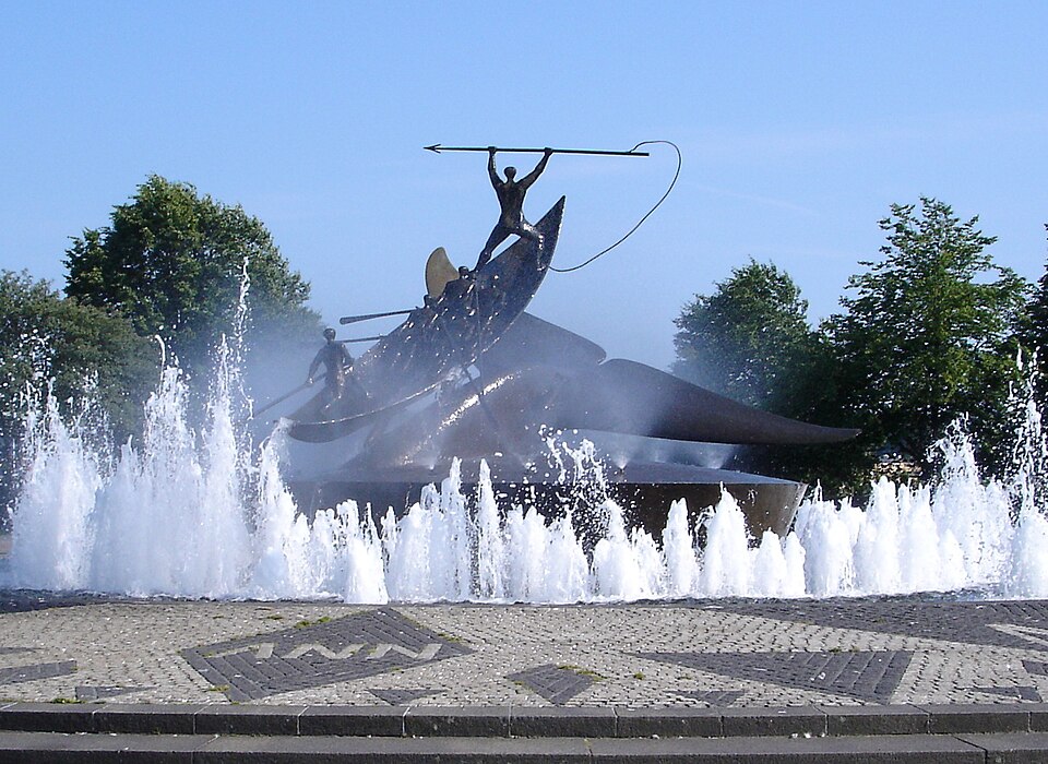 Monumento al Ballenero
