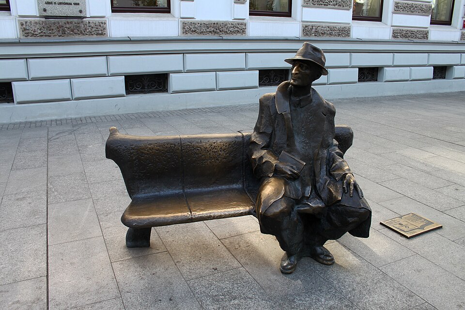 Monumento a Julian Tuwim