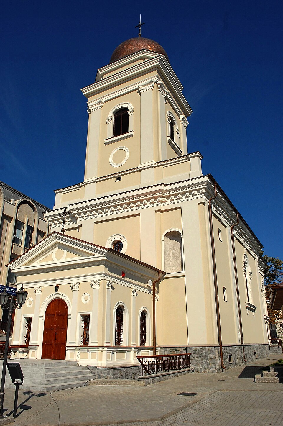 Biserica Banu