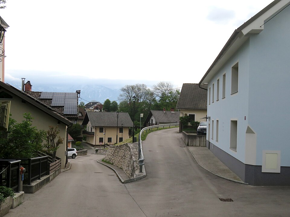 Huje