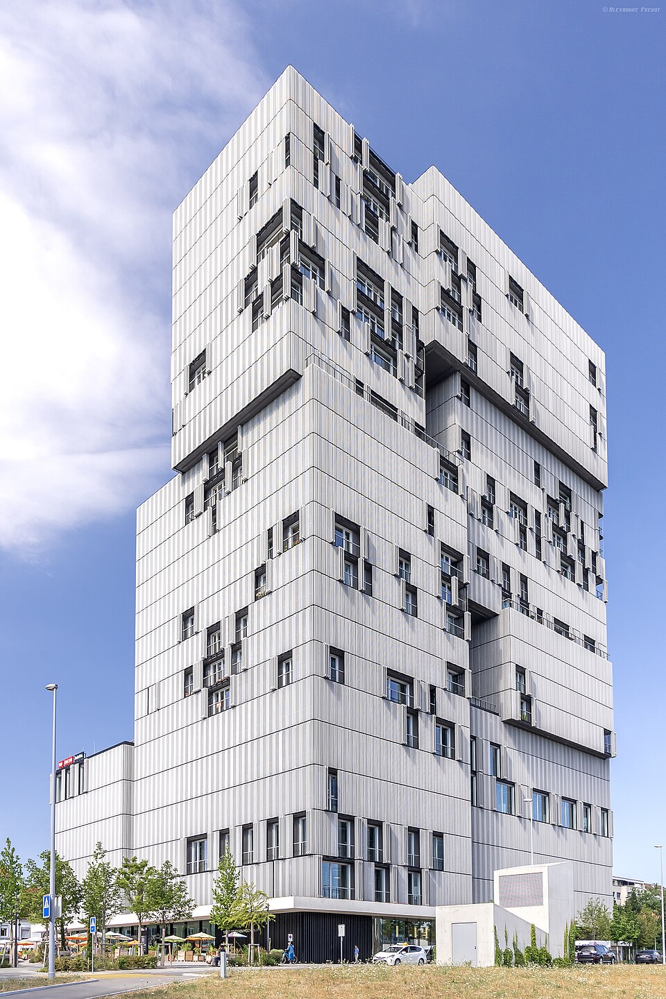 Torre Meret Oppenheim
