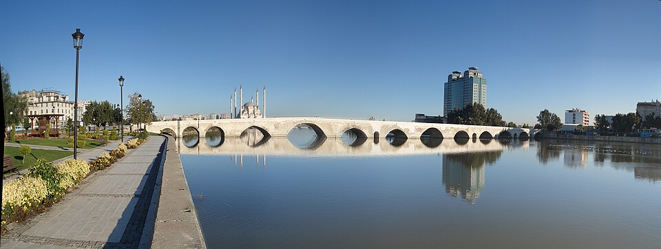 Puente de Piedra (Adana)