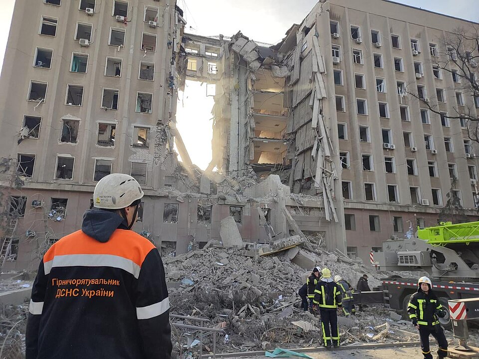 Ataque con misiles al edificio del gobierno de Mykolaiv